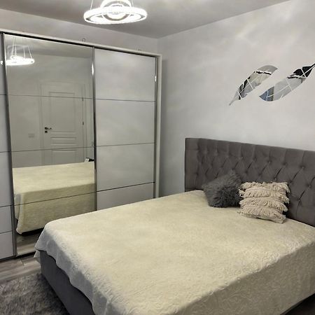 Magnific Apartment Oradea Ngoại thất bức ảnh